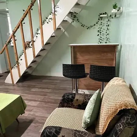 Cozy Haven 1018 Homestay Shillong Exterior photo
