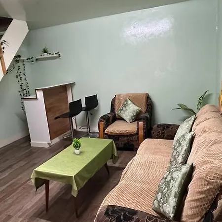 Cozy Haven 1018 Homestay Shillong Exterior photo