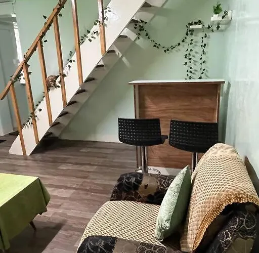 Cozy Haven 1018 Homestay